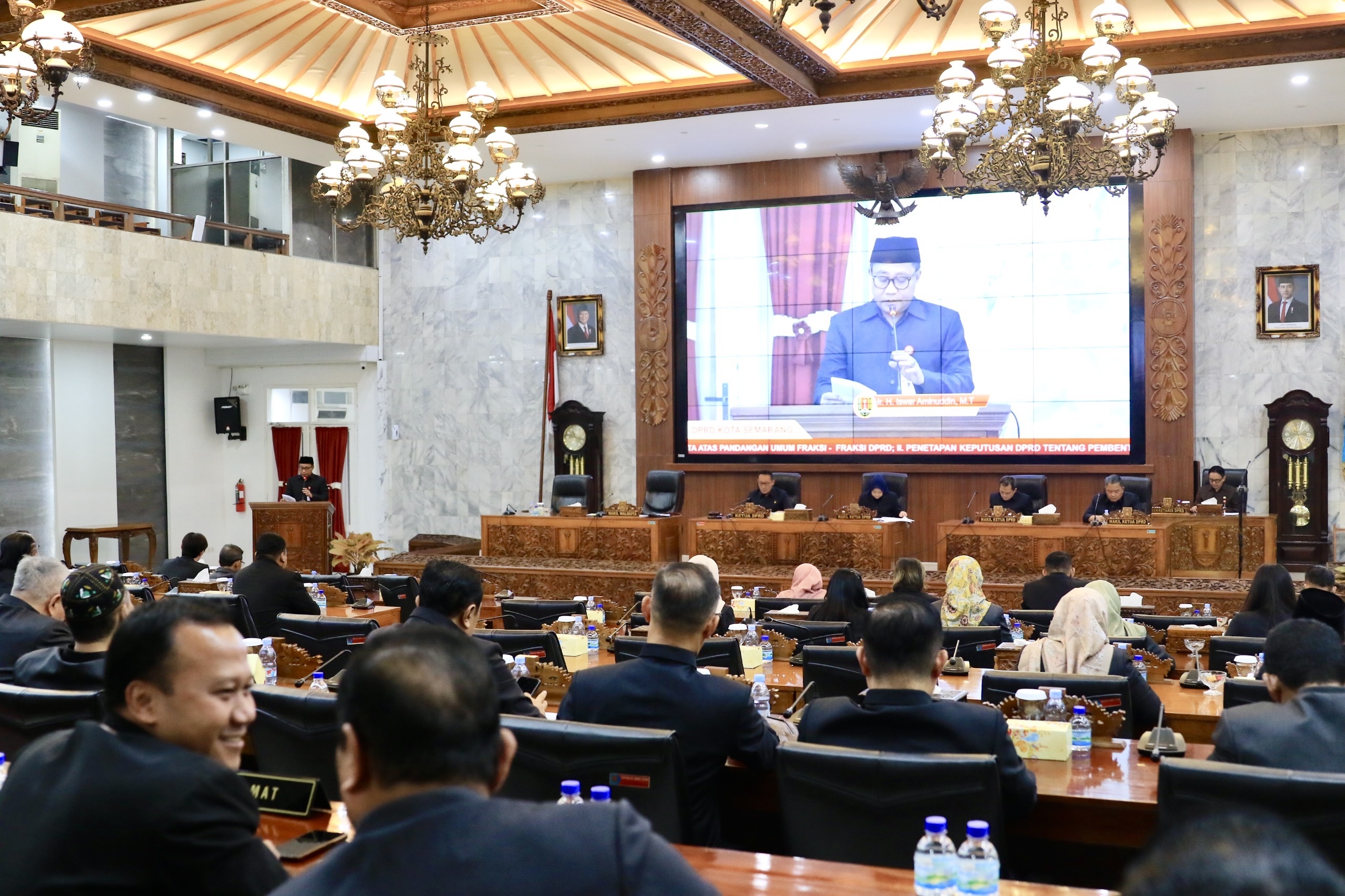 Post Image Rapat Paripurna DPRD Kota Semarang Tahun 2025