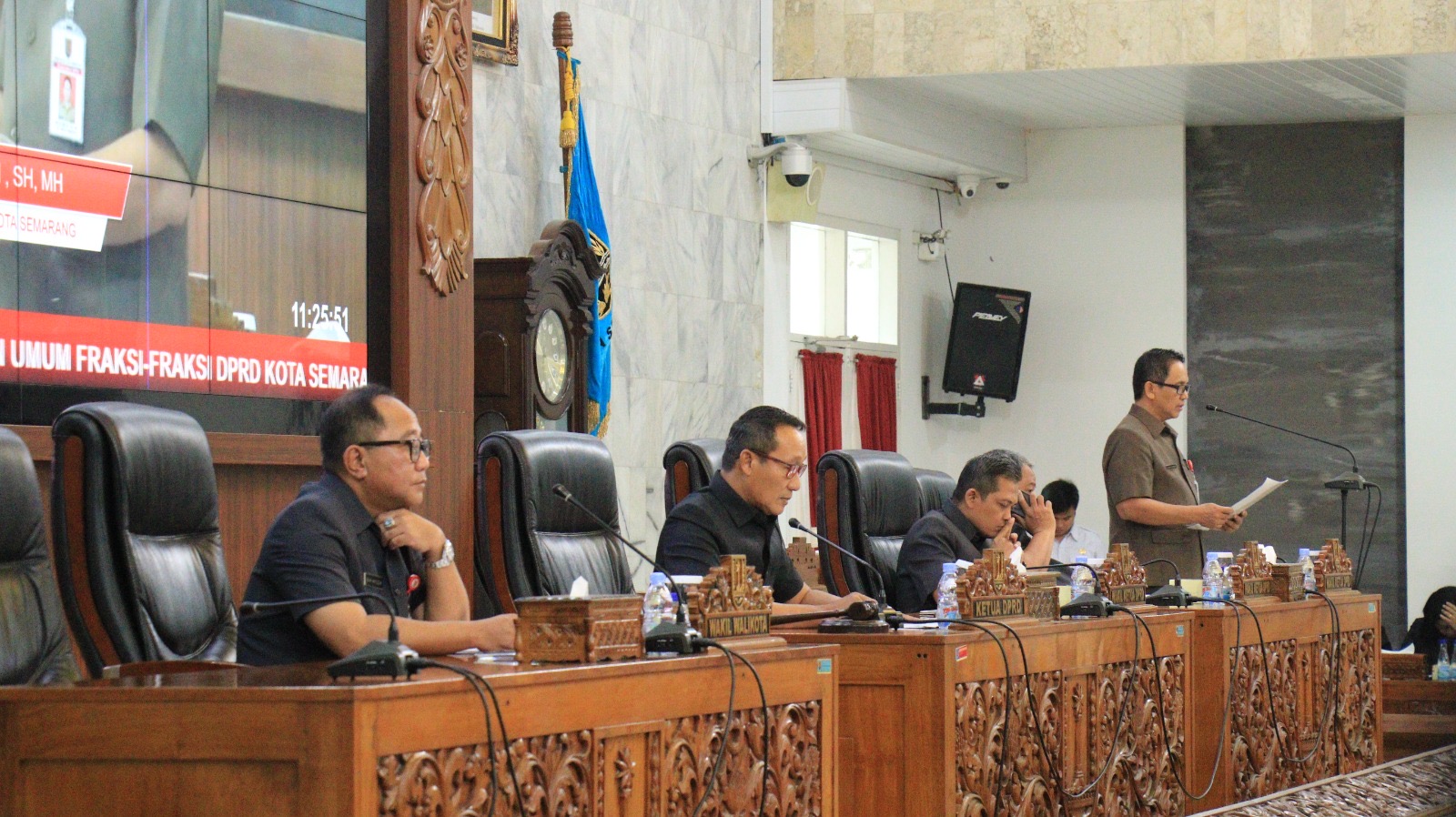 Post Image Rapat Paripurna membahas Raperda tentang APBD Kota Semarang Tahun Anggaran 2026