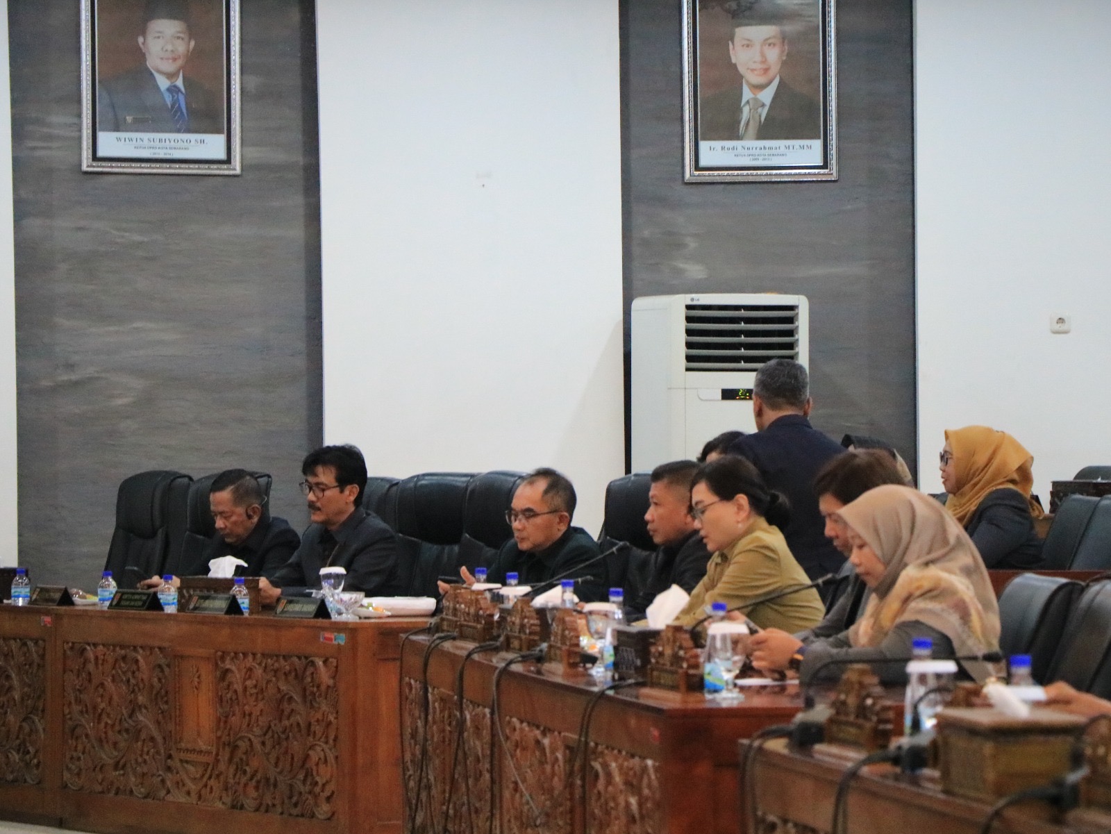 Post Image Rapat Paripurna dengan agenda Persetujuan bersama Penetapan Raperda tentang Anggaran Pendapatan dan Belanja Kota Semarang TA 2026 menjadi Peraturan Daerah APBD Kota Semarang TA 2026