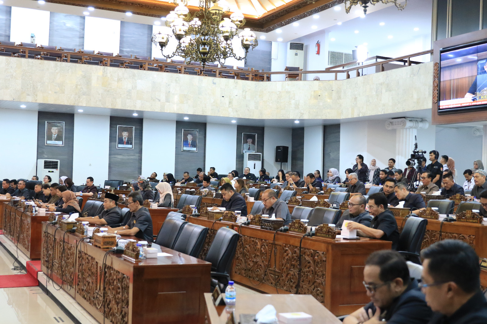 Post Image Rapat Paripurna DPRD Kota Semarang dengan agenda Pembukaan Masa Sidang II Tahun 2025-2026