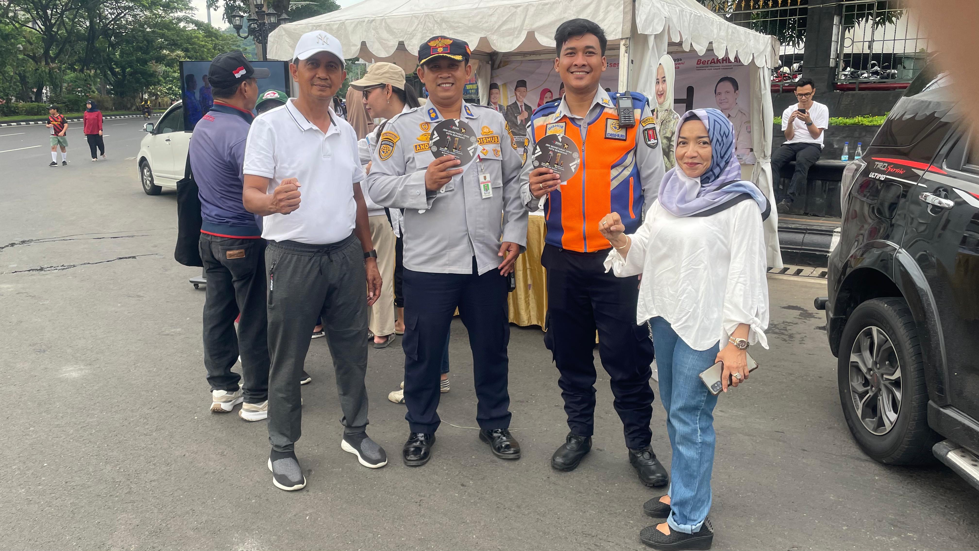 Image Blog Giat Sosialisasi JDIH DPRD Kota Semarang yang bertempat di Jalan Pahlawan CFD Kota Semarang Minggu 01 12 .