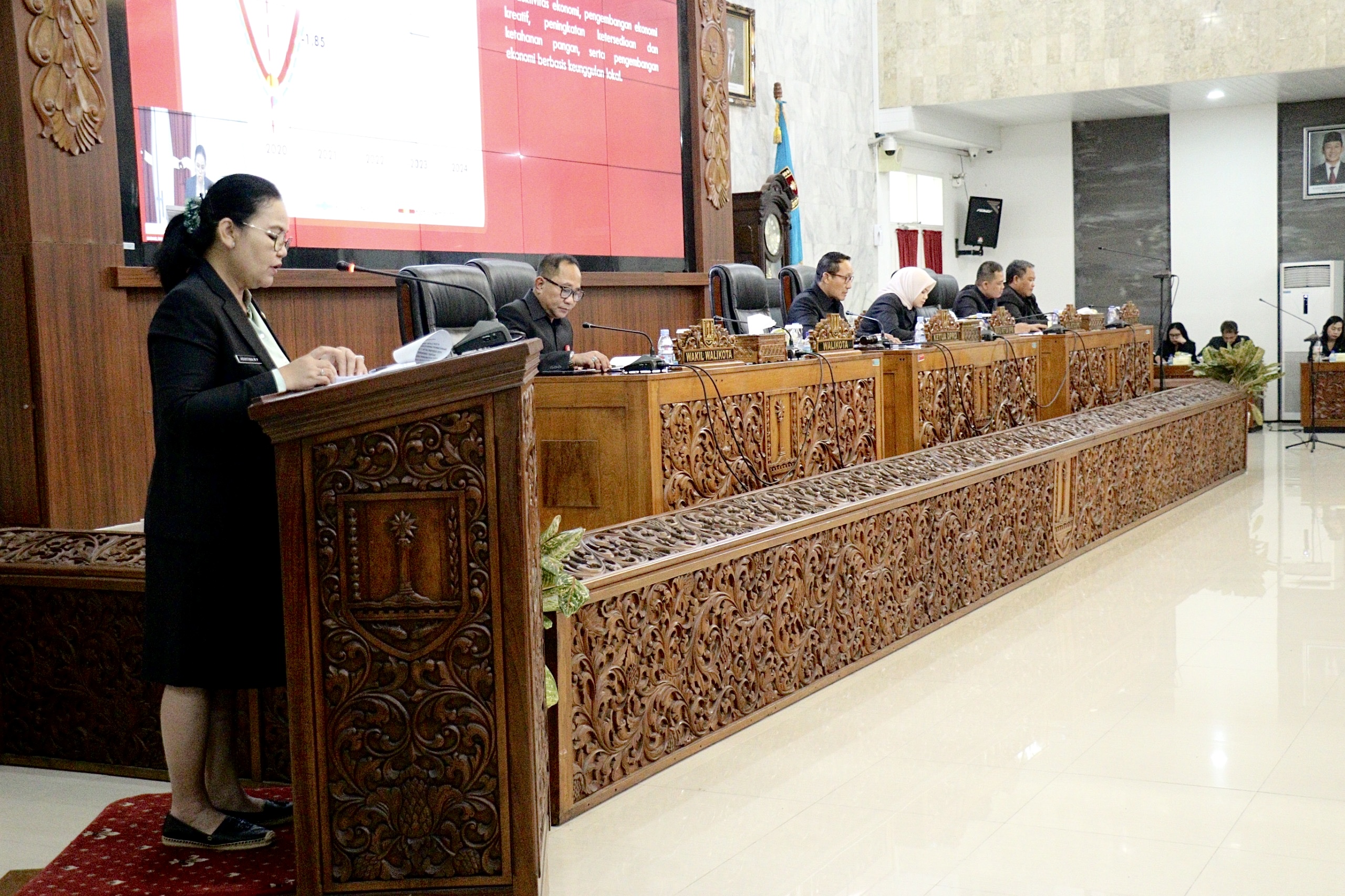 Image Blog Rapat Paripurna dengan agenda Pembahasan Raperda tentang Rencana Pembangunan Jangka Menengah Daerah RPJMD Kota Semarang Tahun 2025 2029