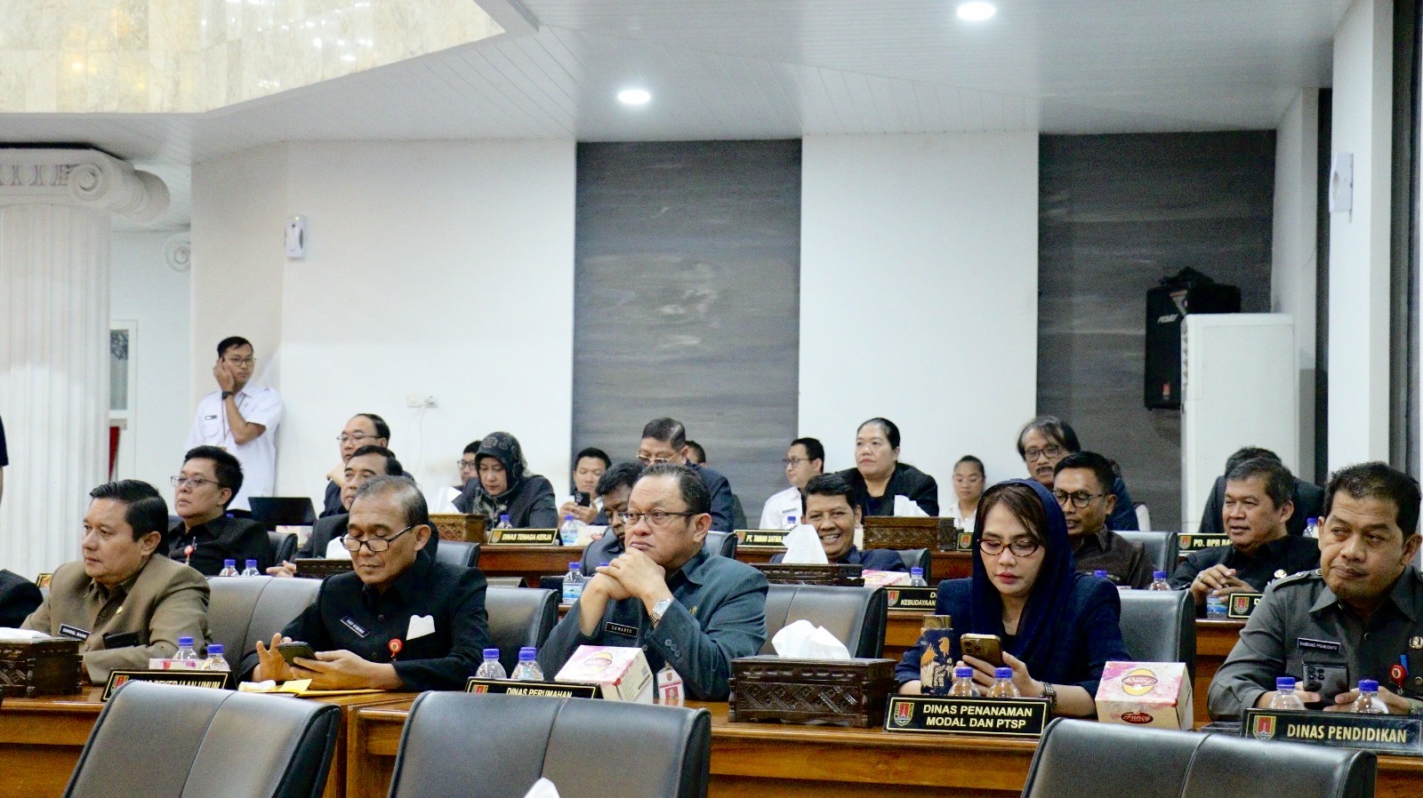 Image Blog Rapat Paripurna Persetujuan Bersama Penetapan Raperda tentang Rencana Pembangunan Jangka Menengah Daerah Kota Semarang Tahun 2025 2029 menjadi Perda