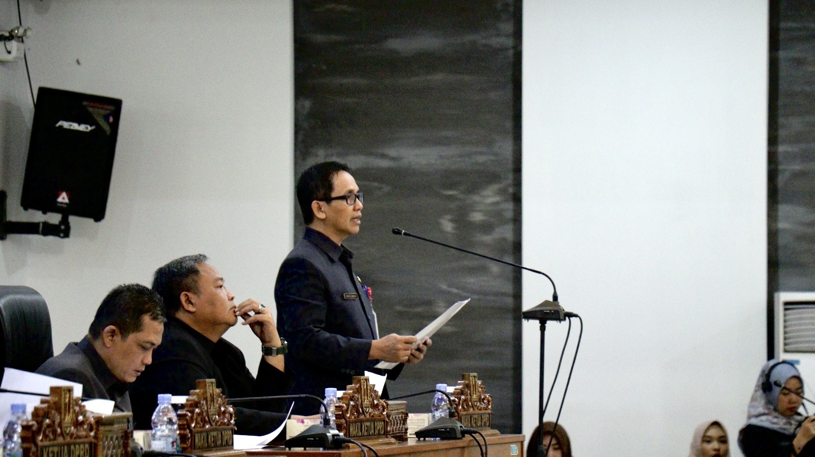 Image Blog Rapat Paripurna Persetujuan Bersama Penetapan Raperda tentang Rencana Pembangunan Jangka Menengah Daerah Kota Semarang Tahun 2025 2029 menjadi Perda