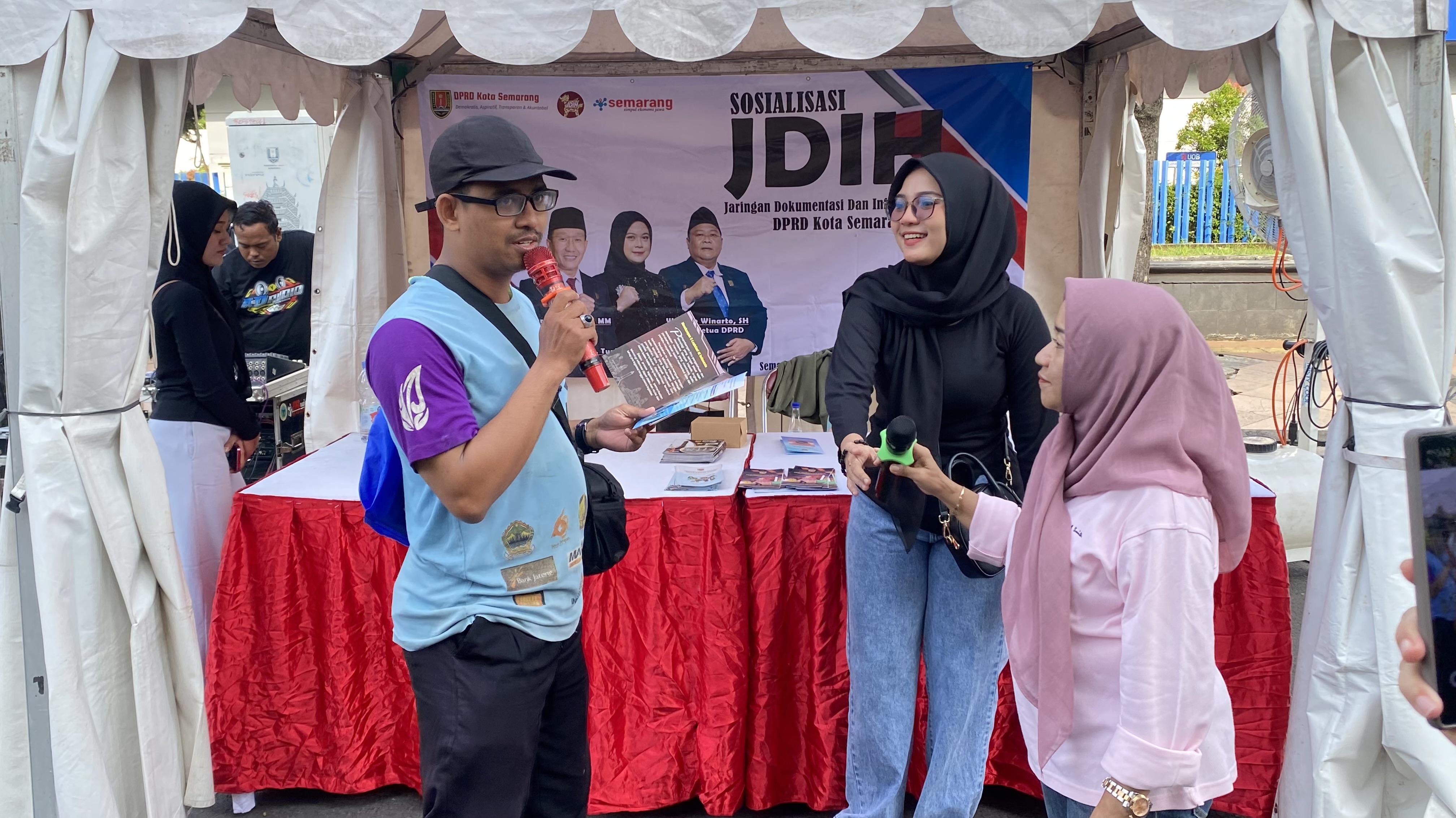 Image Blog Sosialisasi JDIH DPRD Kota Semarang tanggal 26 Oktober 2025